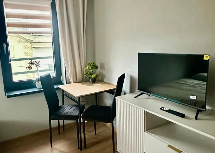 Apartamenty Poziom 4, Prywatna Lazienka, Wspolna Toaleta, Free Wi-Fi, Free Parking