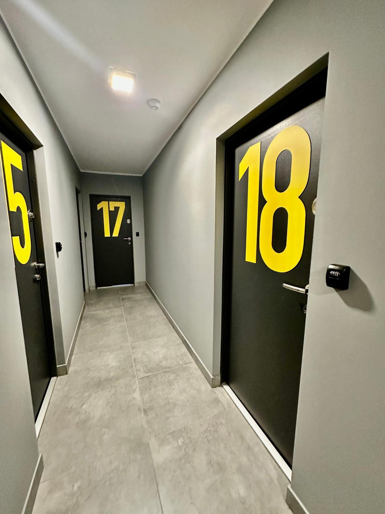 Poziom 4, Prywatna Lazienka, Wspolna Toaleta, Free Wi-fi, Free Parking * Kattowitz