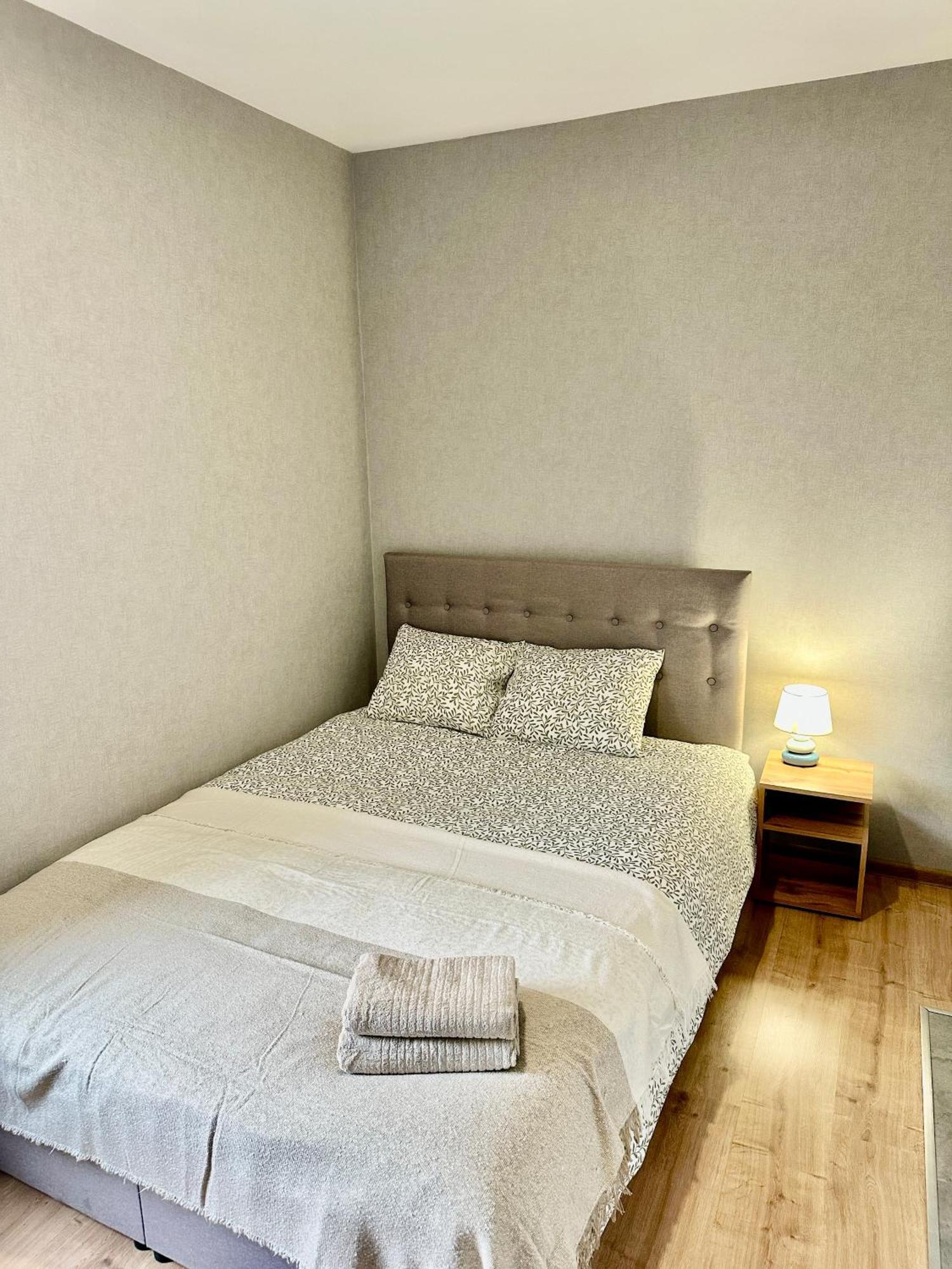 Apartment Poziom 4, Prywatna Lazienka, Wspolna Toaleta, Free Wi-fi, Free Parking Kattowitz