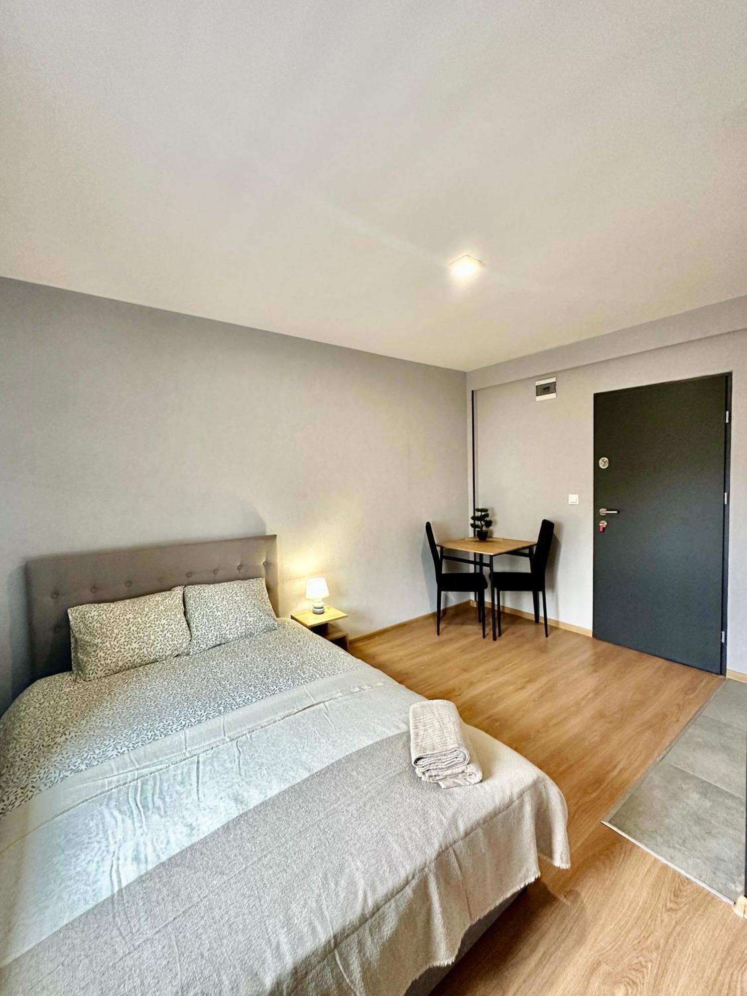 Poziom 4, Prywatna Lazienka, Wspolna Toaleta, Free Wi-fi, Free Parking Apartment Kattowitz