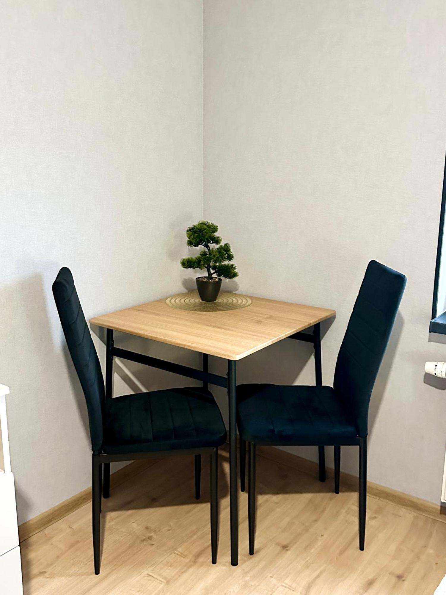 Apartment Poziom 4, Prywatna Lazienka, Wspolna Toaleta, Free Wi-fi, Free Parking *
