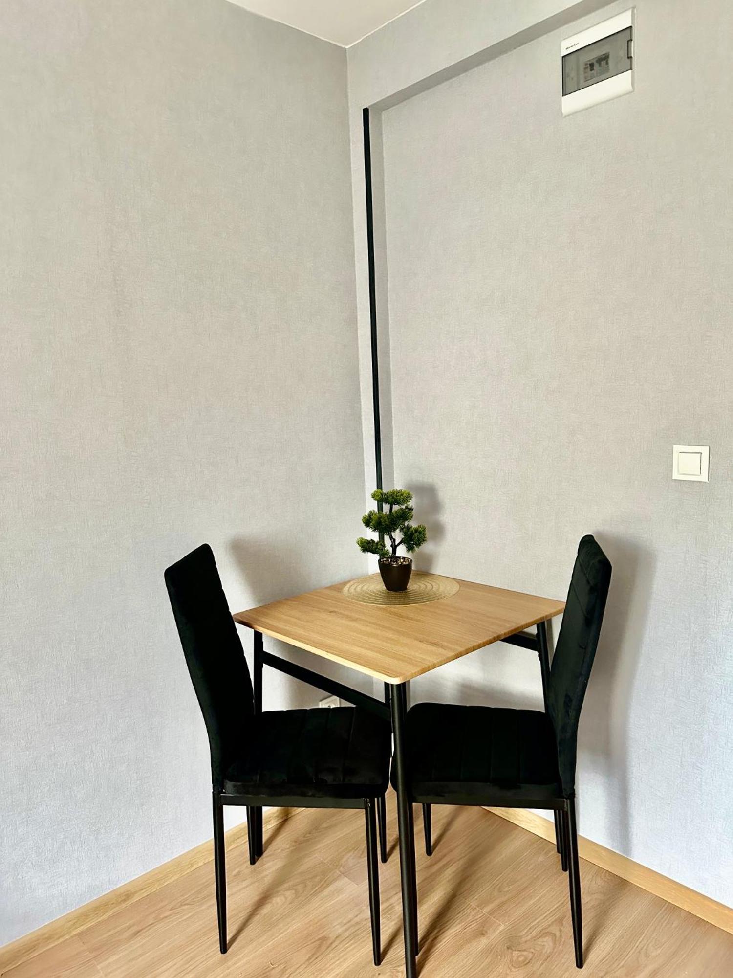 Poziom 4, Prywatna Lazienka, Wspolna Toaleta, Free Wi-fi, Free Parking Apartment *