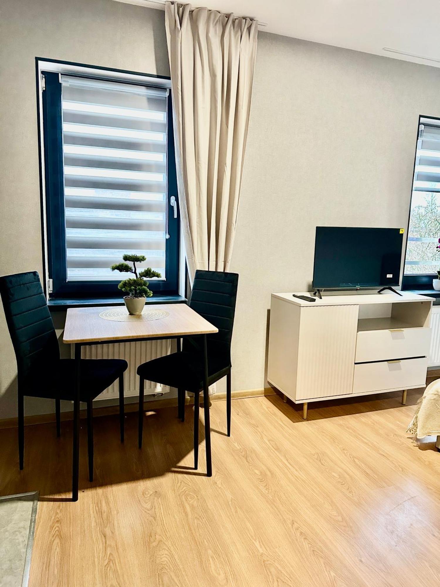 Poziom 4, Prywatna Lazienka, Wspolna Toaleta, Free Wi-fi, Free Parking Kattowitz